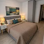 Modern 1br With Terrace View - Romexpo *