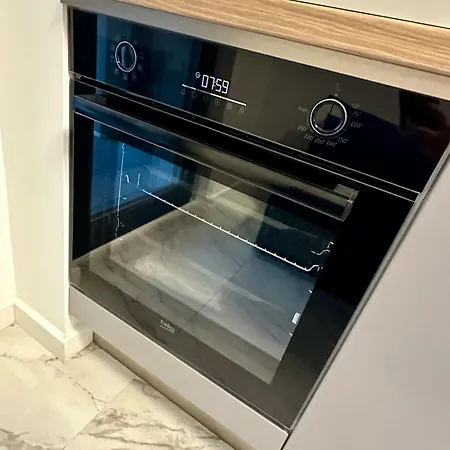 Modern 1br With Terrace View - Romexpo *