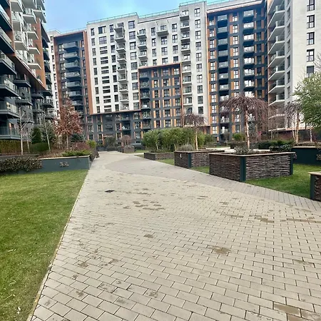 Modern 1br With Terrace View - Romexpo * Bukarest