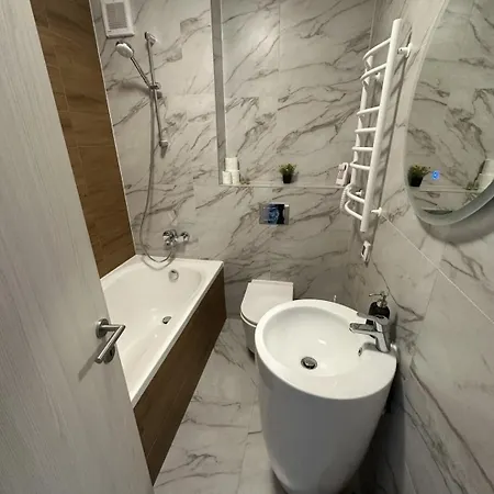 Modern 1br With Terrace View - Romexpo