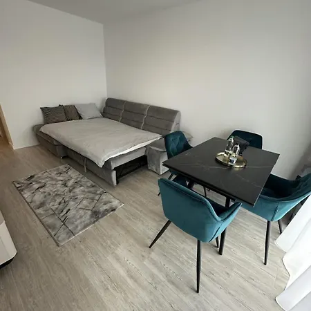 Modern 1br With Terrace View - Romexpo Apartment *