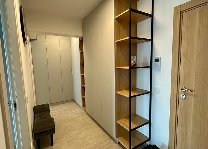 شقة Modern 1br With Terrace And View Near Romexpo بوخارست